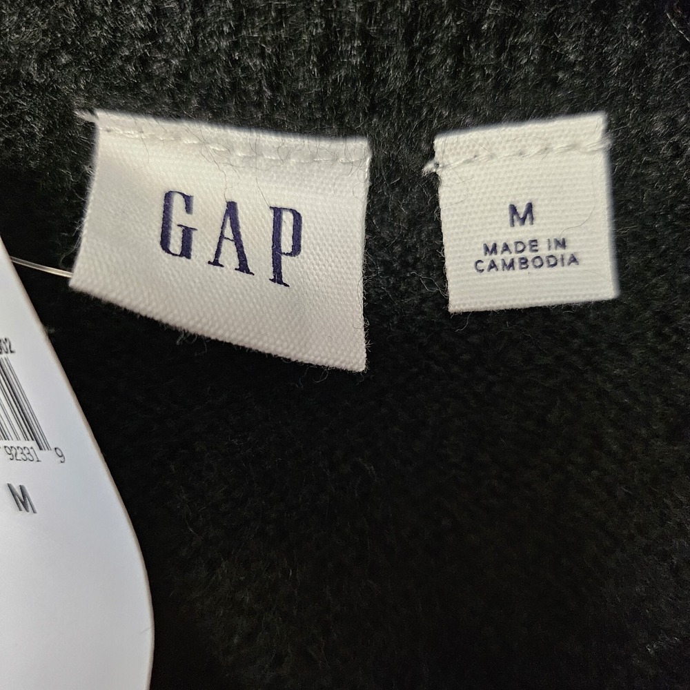 Gap Women's Lightweight Long Sleeve V-Neck Sweater Black Size M Minimalist Cozy - Picture 4 of 6